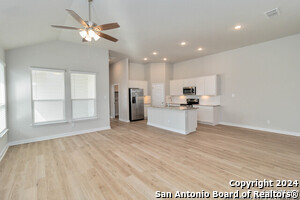 303 Nespral Dr in San Antonio, TX - Building Photo - Building Photo