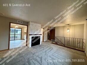 601 N Garfield Ave in Sioux Falls, SD - Foto de edificio - Building Photo