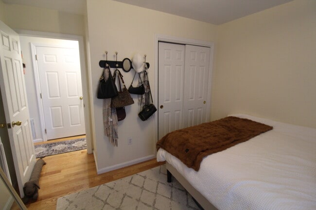 2020 Massachusetts Ave, Unit 2 in Cambridge, MA - Building Photo - Building Photo