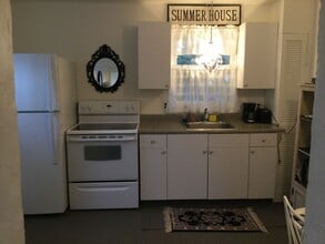 2220 New Falls Rd in Levittown, PA - Building Photo - Building Photo