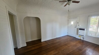 3707 Monon St, Unit 6 in Los Angeles, CA - Building Photo - Building Photo