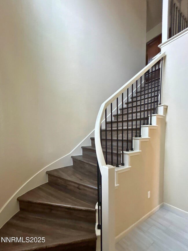 6321 Peppergrass Drive in Sparks, NV - Building Photo - Building Photo