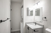 Ridgeline Arvada in Arvada, CO - Building Photo - Interior Photo