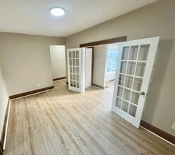 3901 Berkeley in Toledo, OH - Building Photo - Building Photo