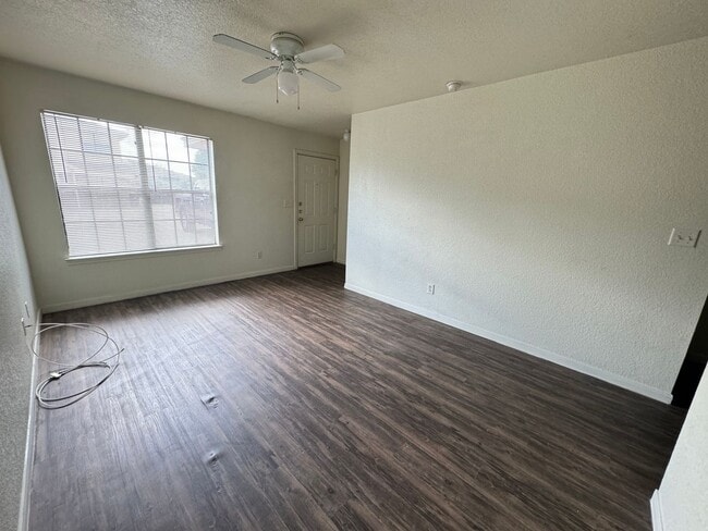 3701 Ys Pak Ct in Killeen, TX - Foto de edificio - Building Photo