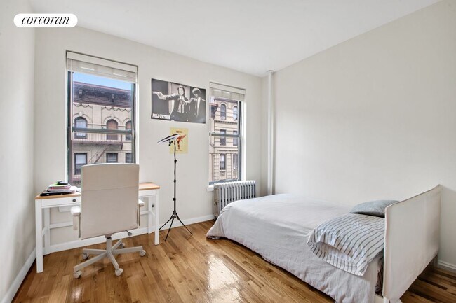 230 E 25th St in New York, NY - Building Photo - Building Photo