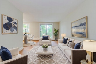 Waterford in Ottawa, ON - Building Photo - Building Photo