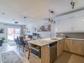 131 Rue François-Souillard in Laval, QC - Building Photo - Building Photo