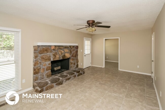 720 Country View Terrace in Center Point, AL - Building Photo - Building Photo