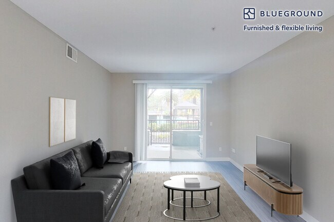 property at 1257 Lakeside Dr
