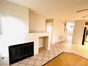 4906 Rancho Verde Ct in North Las Vegas, NV - Building Photo - Building Photo