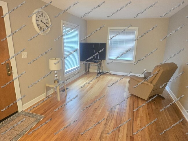 8134 Meadow Ln in Munster, IN - Building Photo - Building Photo