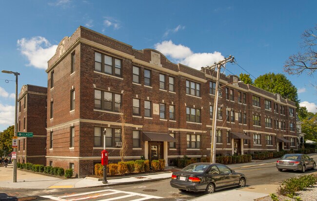property at 4 Elko St