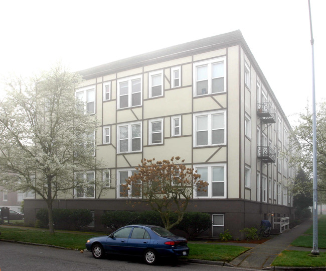 Newcastle Apartments in Tacoma, WA - Foto de edificio - Building Photo