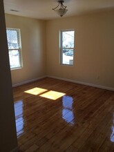 3 Smythe St, Unit 3 in Brookline, MA - Building Photo - Building Photo