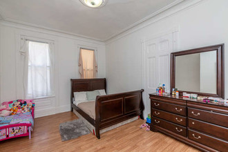 303 Main St in Phoenixville, PA - Foto de edificio - Interior Photo