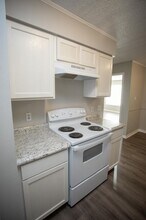 309 W Marigny Cir in Duson, LA - Foto de edificio - Building Photo