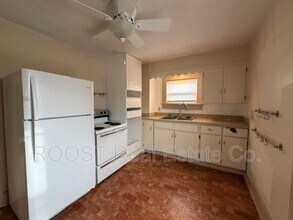 22 Willis Ave in London, OH - Building Photo - Building Photo