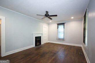 2194 Brown St SW in Covington, GA - Foto de edificio - Building Photo
