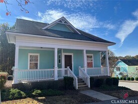 2050 Lakeside Dr in Athens, GA - Building Photo