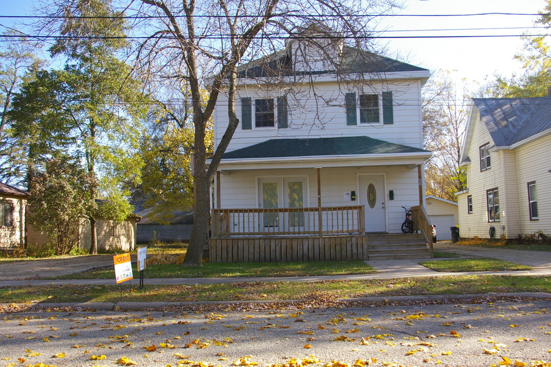 608 Maiden Ln, Unit 608 Maiden Lane upper in Shawano, WI - Building Photo