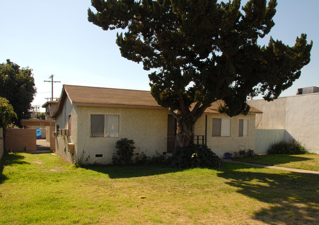 9016-9018 E Broadway in Temple City, CA - Foto de edificio - Building Photo