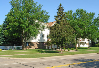 Nottingham Apartments in Apple Valley, MN - Building Photo - Building Photo