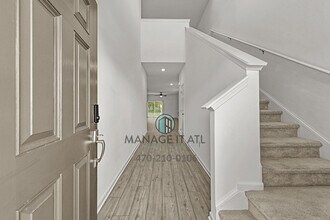 370 Golden Eagle Pkwy in Hoschton, GA - Building Photo - Building Photo