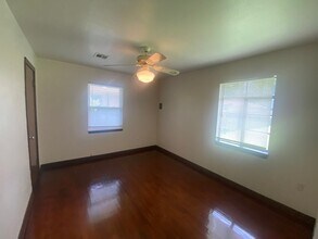 4105 N Wheeler Ave in Bethany, OK - Building Photo - Building Photo