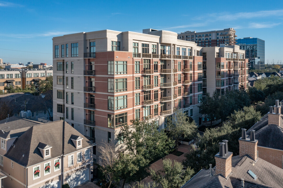 The Briarglen in Houston, TX - Foto de edificio