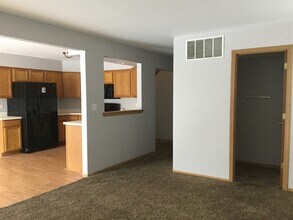 26248 Apple Blossom Ln in Monee, IL - Building Photo - Building Photo