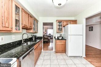60 N Bedford St in Arlington, VA - Building Photo - Building Photo