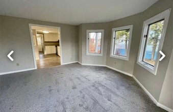 73 Chambers Ave, Unit 1 in South Portland, ME - Building Photo - Building Photo