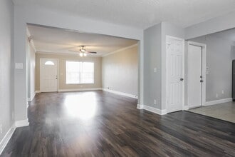 3291 NW 65th St in Fort Lauderdale, FL - Building Photo - Building Photo