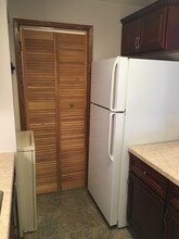 1657 S Carriage Ln, Unit a in New Berlin, WI - Building Photo - Building Photo