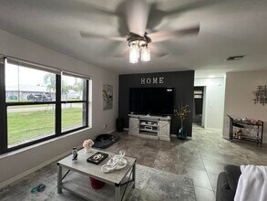 1672 SW Schleicher Ln in Port St. Lucie, FL - Building Photo - Building Photo