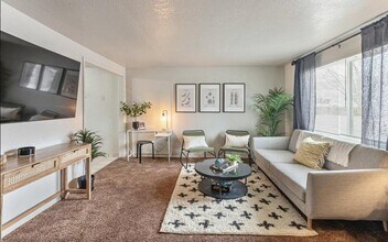 35 S 100 W in Ferron, UT - Building Photo - Building Photo