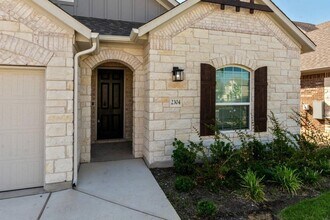 2304 Base Burner Path in Leander, TX - Building Photo - Building Photo
