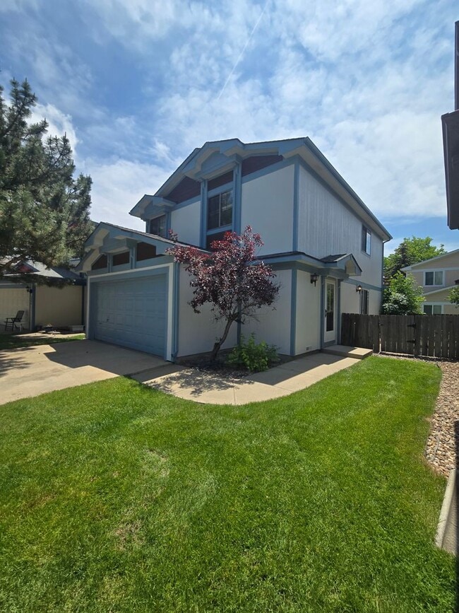 property at 5914 W 92nd Dr