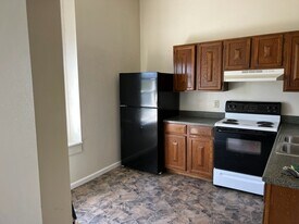 207 E Wate St in Wilton, IA - Building Photo