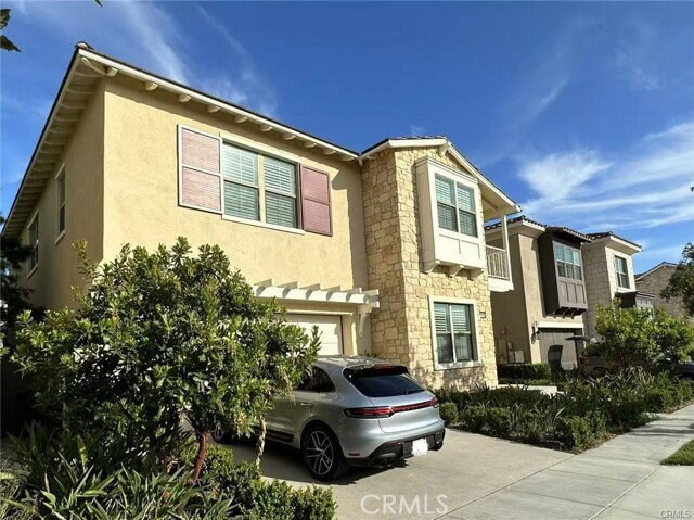 222 Parkwood in Irvine, CA - Building Photo - Building Photo