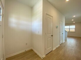 412 Brody Ln in Georgetown, TX - Building Photo