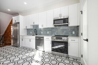 1925 N 32nd St in Philadelphia, PA - Building Photo - Building Photo