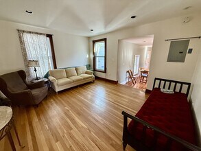 16 Edwin St in Brookline, MA - Building Photo - Building Photo