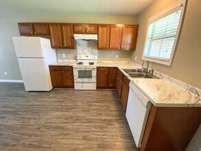 204b S Welty Ave in Iowa, LA - Building Photo - Building Photo