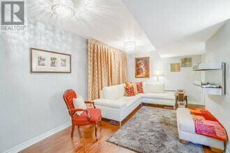 118 Mavety St in Toronto, ON - Building Photo - Building Photo