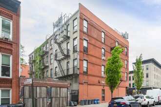 285 Malcolm X Boulevard in Brooklyn, NY - Building Photo - Building Photo