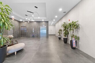 260 Ave E in Bayonne, NJ - Foto de edificio - Building Photo