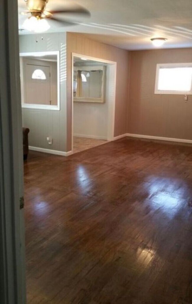 3320 32nd St in Lubbock, TX - Building Photo - Building Photo