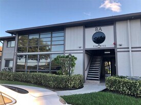 9753 W McNab Rd in Tamarac, FL - Building Photo